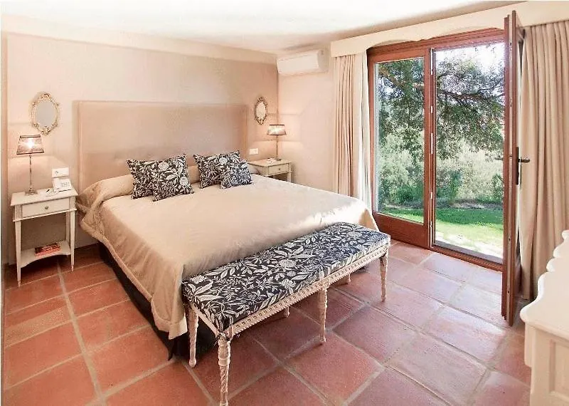 Hermitage De Casares Hotel